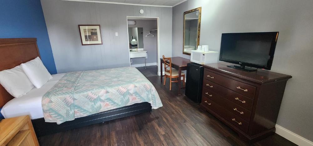 Room image 4