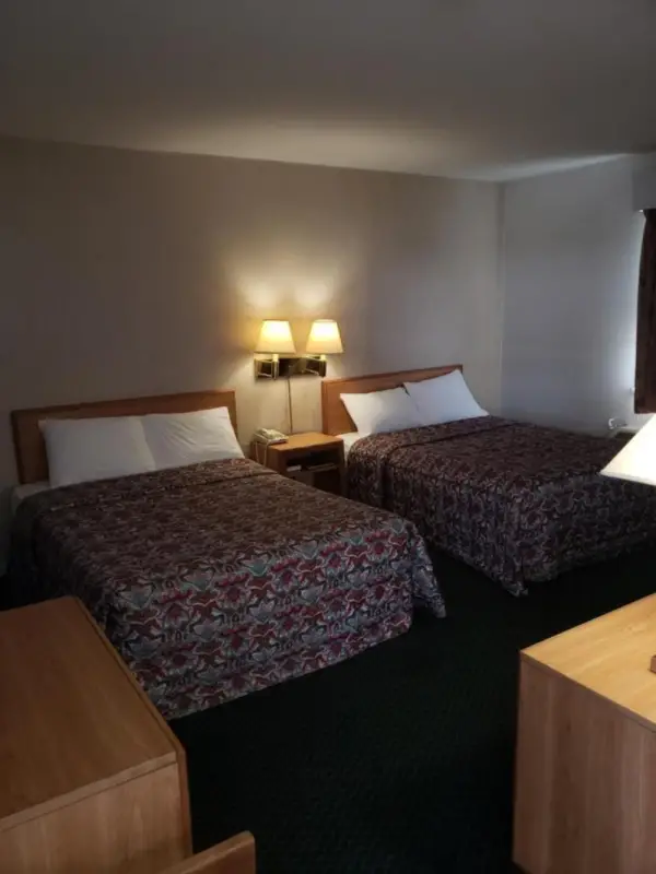 Budget Inn Horseheads 8
